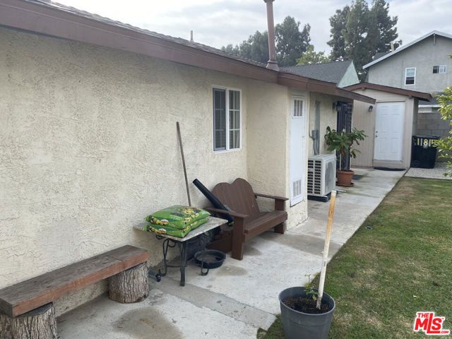 11813 Antwerp Avenue, Los Angeles, CA 90059