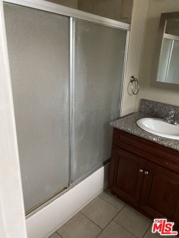 11813 Antwerp Avenue, Los Angeles, CA 90059