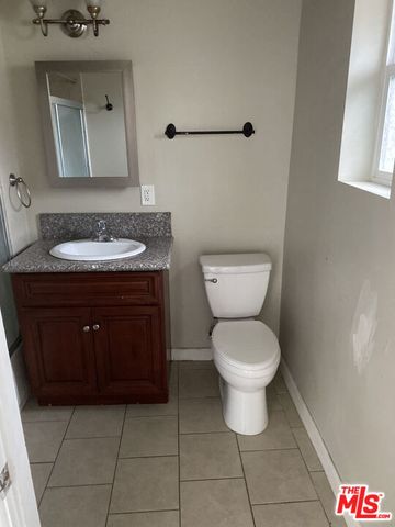 11813 Antwerp Avenue, Los Angeles, CA 90059