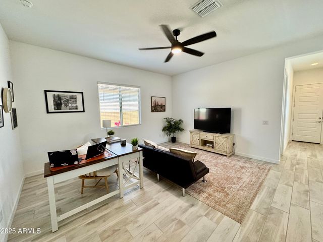 20171 W CHEERY LYNN Road, Buckeye, AZ 85396