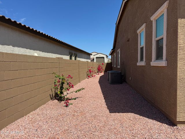 20171 W CHEERY LYNN Road, Buckeye, AZ 85396