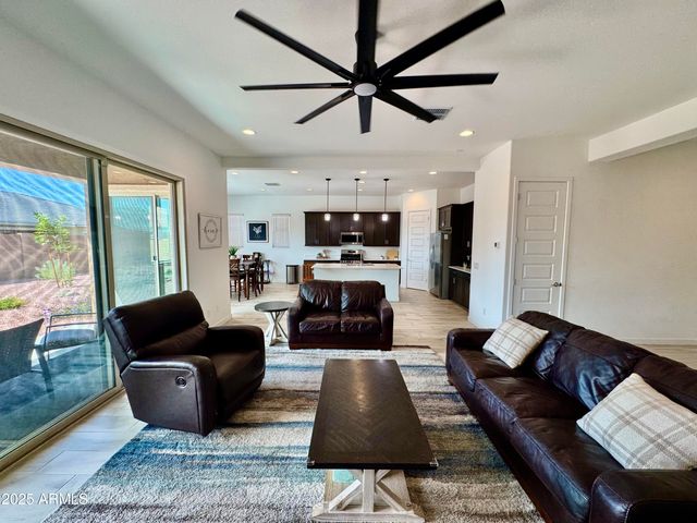 20171 W CHEERY LYNN Road, Buckeye, AZ 85396