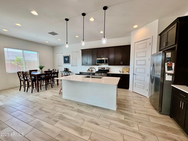 20171 W CHEERY LYNN Road, Buckeye, AZ 85396