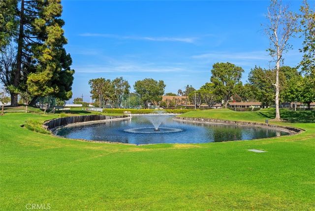 1740 Tam O'Shanter Road 1A, Seal Beach, CA 90740