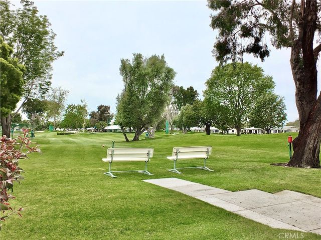 1740 Tam O'Shanter Road 1A, Seal Beach, CA 90740