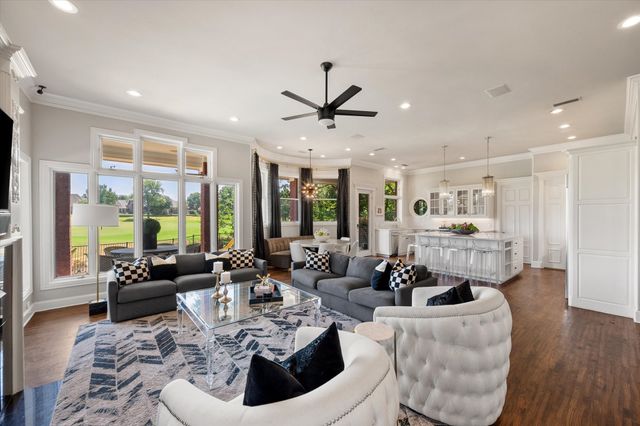 1405 Bentley Court, Southlake, TX 76092