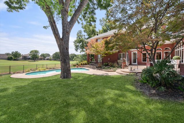 1405 Bentley Court, Southlake, TX 76092