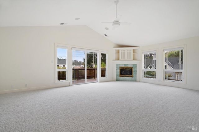 811 D St, Petaluma, CA 94952