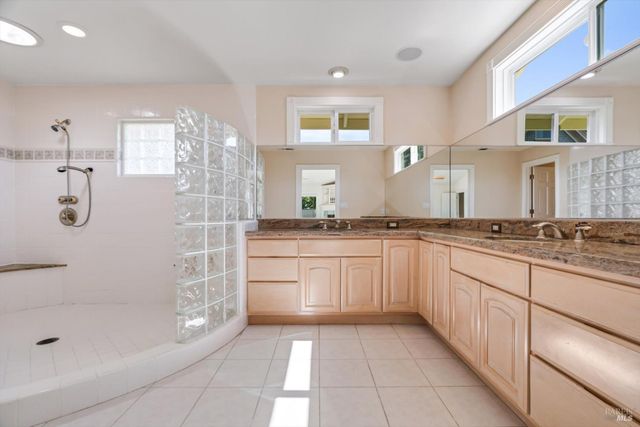 811 D St, Petaluma, CA 94952