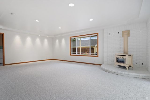 811 D St, Petaluma, CA 94952