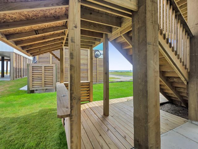 990 Peachtree, Gilchrist, TX 77617