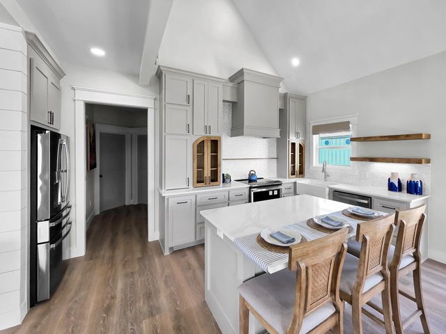 990 Peachtree, Gilchrist, TX 77617