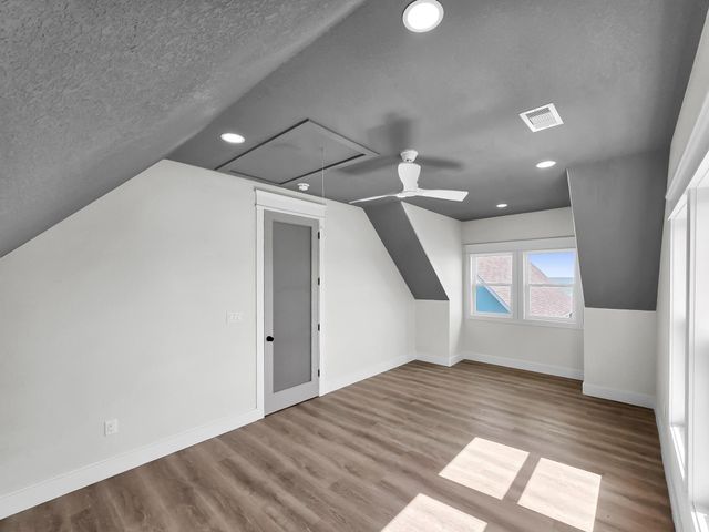 990 Peachtree, Gilchrist, TX 77617