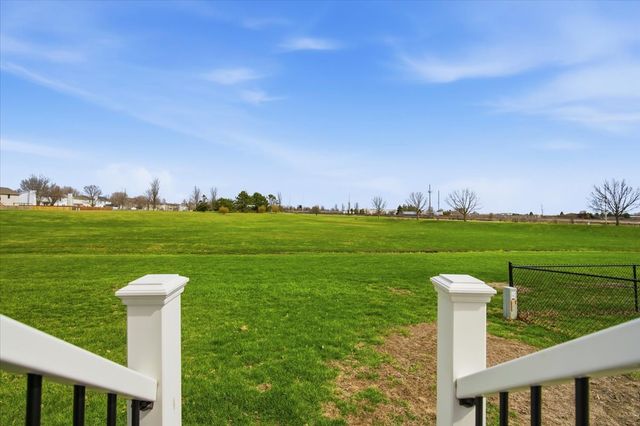 1308 Beacon Hill Court, Normal, IL 61761