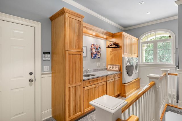 43 Newfane Road, Bedford, NH 03110