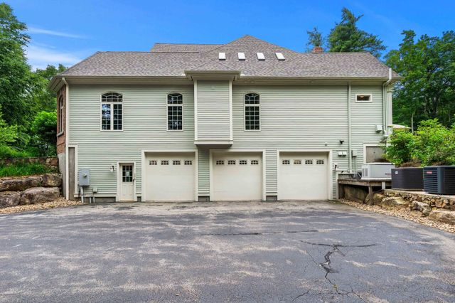43 Newfane Road, Bedford, NH 03110