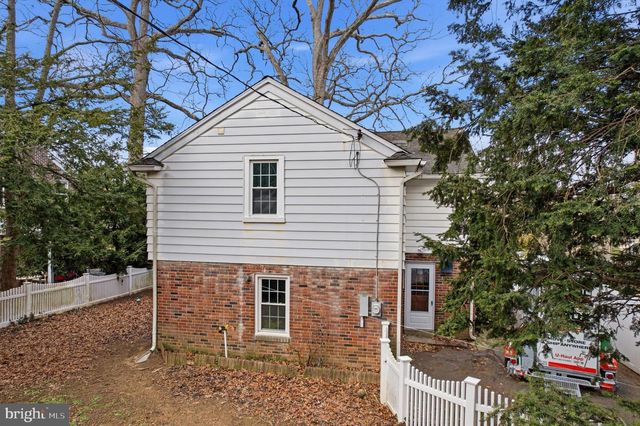 825 N JACKSON ST, Media, PA 19063