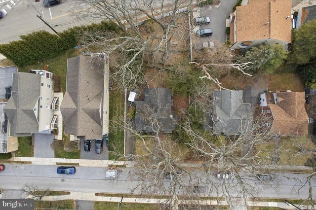 825 N JACKSON ST, Media, PA 19063