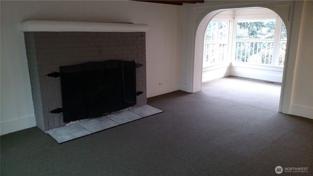 1259 Northlake Way NW, Bremerton, WA 98312