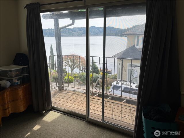 1259 Northlake Way NW, Bremerton, WA 98312