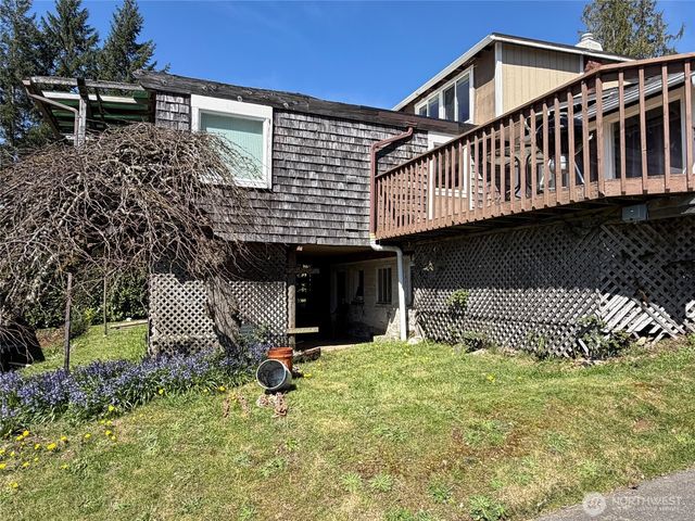 1259 Northlake Way NW, Bremerton, WA 98312