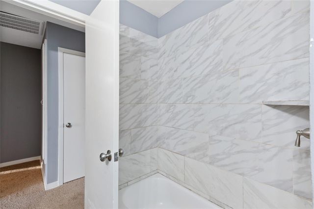 10502 Royal Oaks Drive, Houston, TX 77016