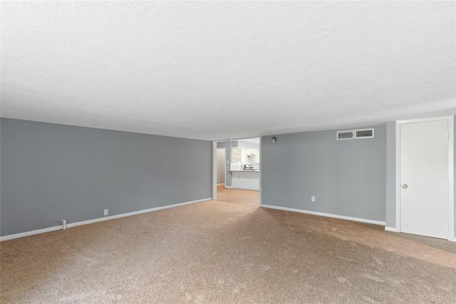 10502 Royal Oaks Drive, Houston, TX 77016