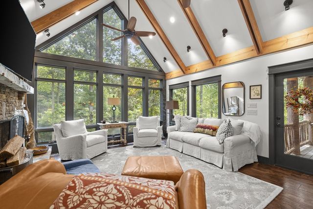 530 Burleson Road, Ellijay, GA 30536