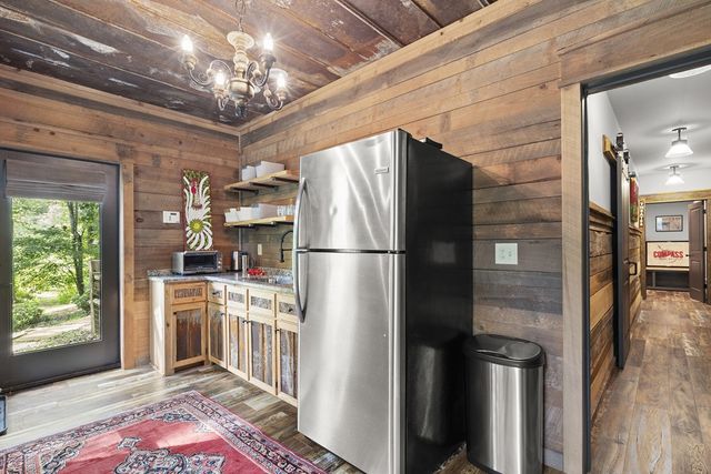 530 Burleson Road, Ellijay, GA 30536