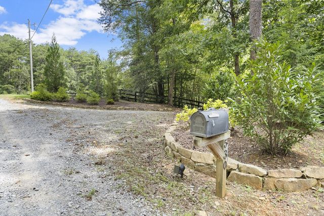 530 Burleson Road, Ellijay, GA 30536