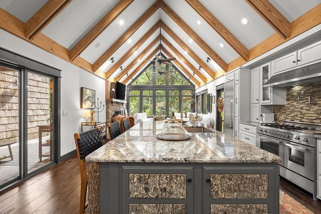 530 Burleson Road, Ellijay, GA 30536