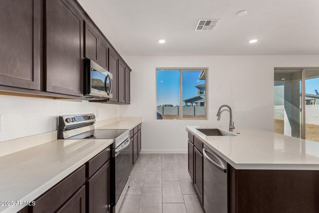 31730 N WADDLE Lane, San Tan Valley, AZ 85143