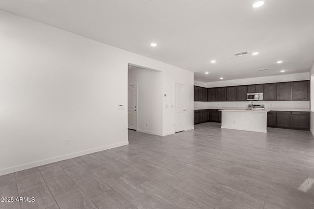 31730 N WADDLE Lane, San Tan Valley, AZ 85143