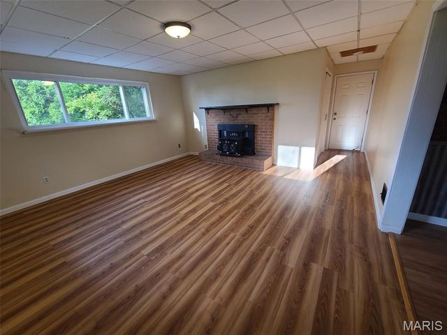 4947 Ringer Road, Mehlville, MO 63129