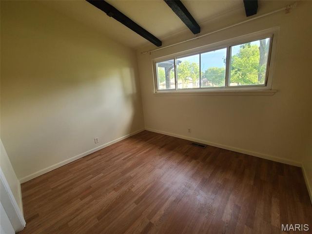 4947 Ringer Road, Mehlville, MO 63129