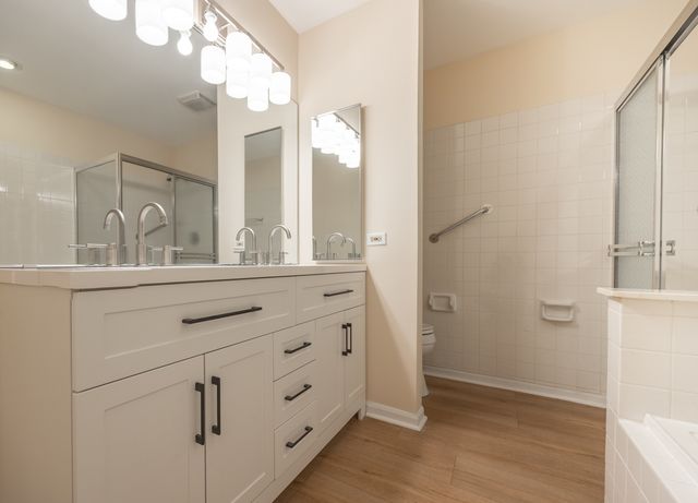 1179 Edington Court, Carol Stream, IL 60188