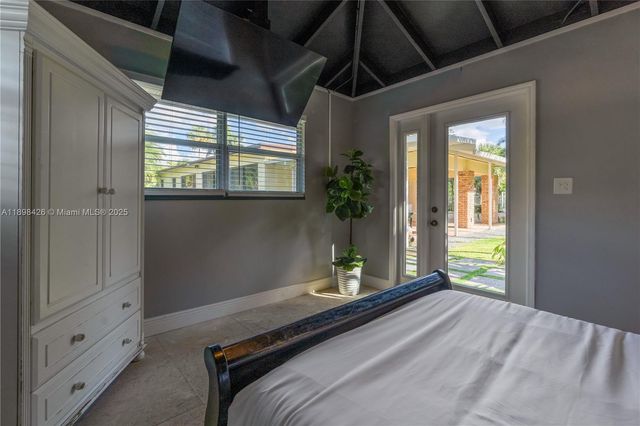 29880 SW 183rd Ct, Homestead, FL 33030