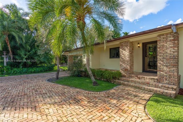 29880 SW 183rd Ct, Homestead, FL 33030