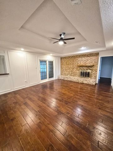 5117 Vera Cruz Drive, Garland, TX 75043