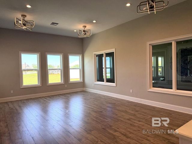 10948 War Emblem Avenue, Daphne, AL 36526