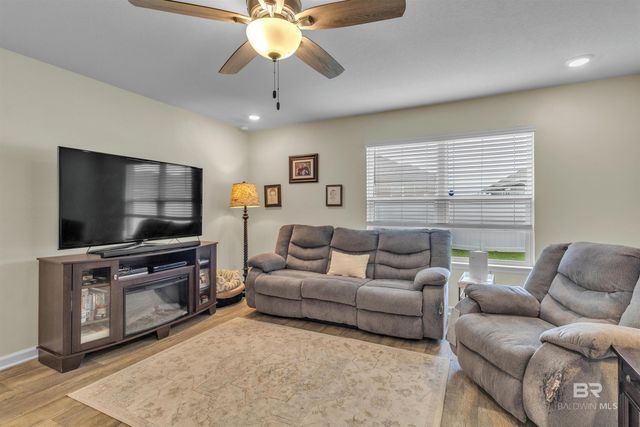 10948 War Emblem Avenue, Daphne, AL 36526