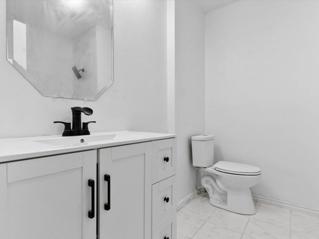 6620 Bernadine Drive, Watauga, TX 76148