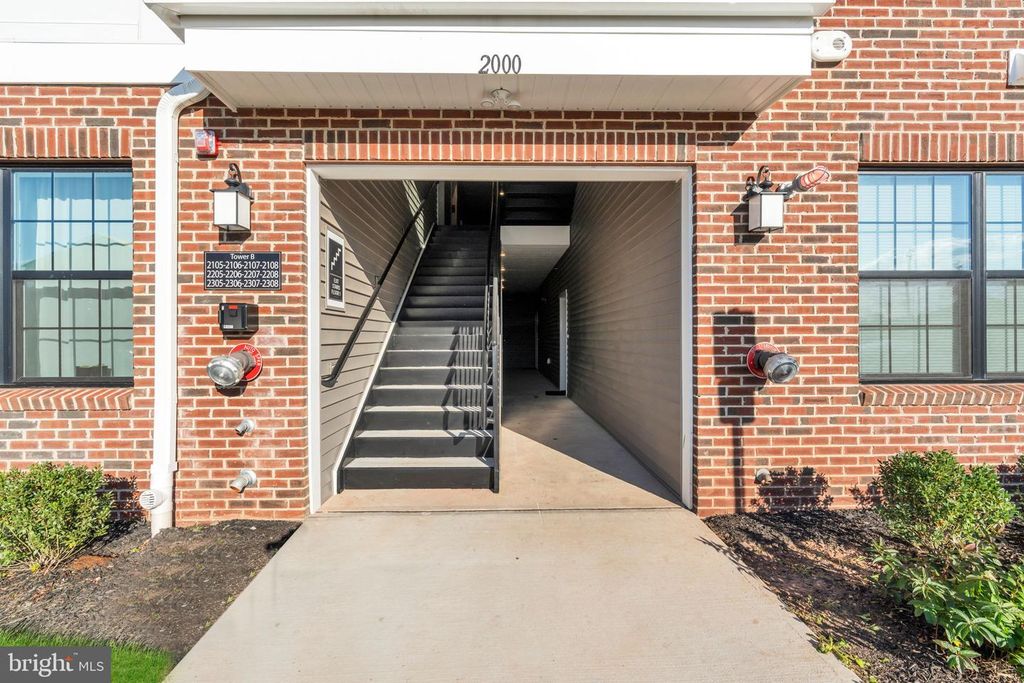 2106 JACOB FRANCIS WAY, TITUSVILLE, NJ 08560 — photo 2