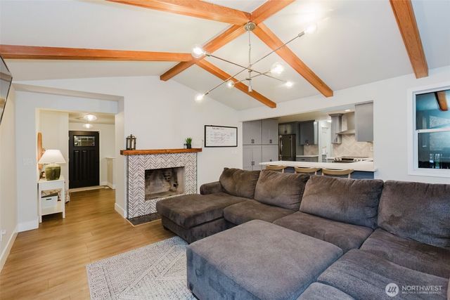 11255 Ridge Rim Trail SE, Port Orchard, WA 98367