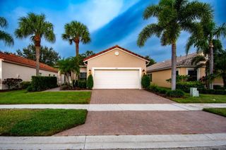 607 NW Whitfield Way, Port St Lucie, FL 34986