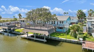 853 Marlin Street, Bayou Vista, TX 77563