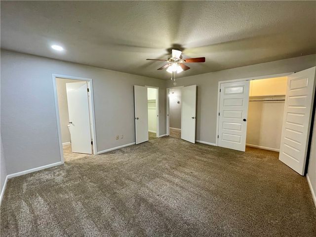 2200 Sandy Street, Springdale, AR 72762