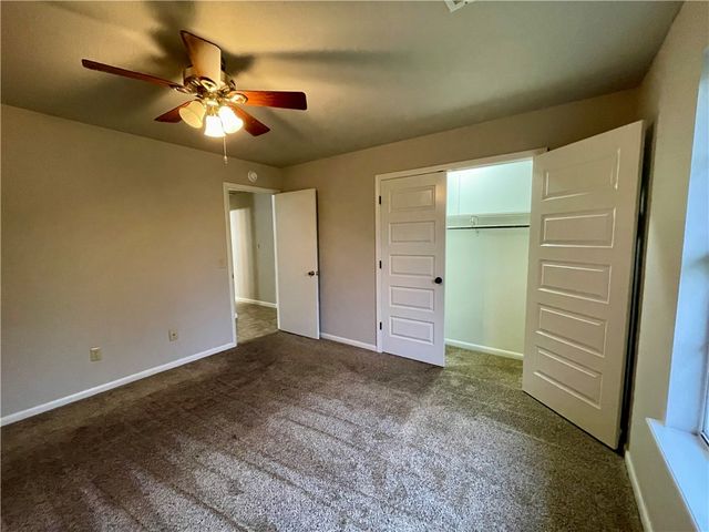 2200 Sandy Street, Springdale, AR 72762