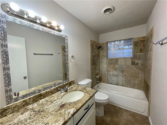 2200 Sandy Street, Springdale, AR 72762