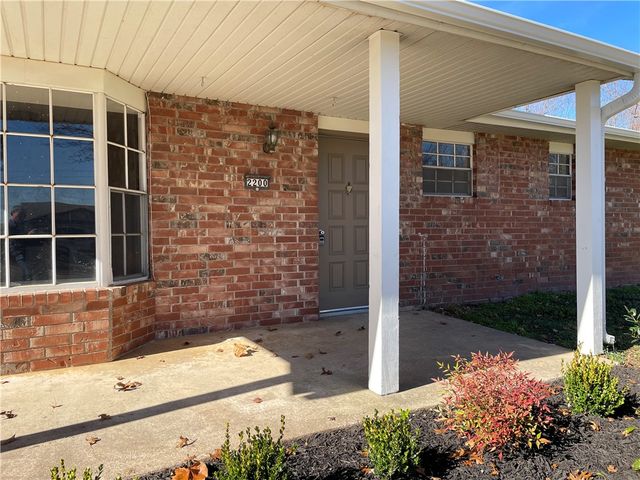 2200 Sandy Street, Springdale, AR 72762